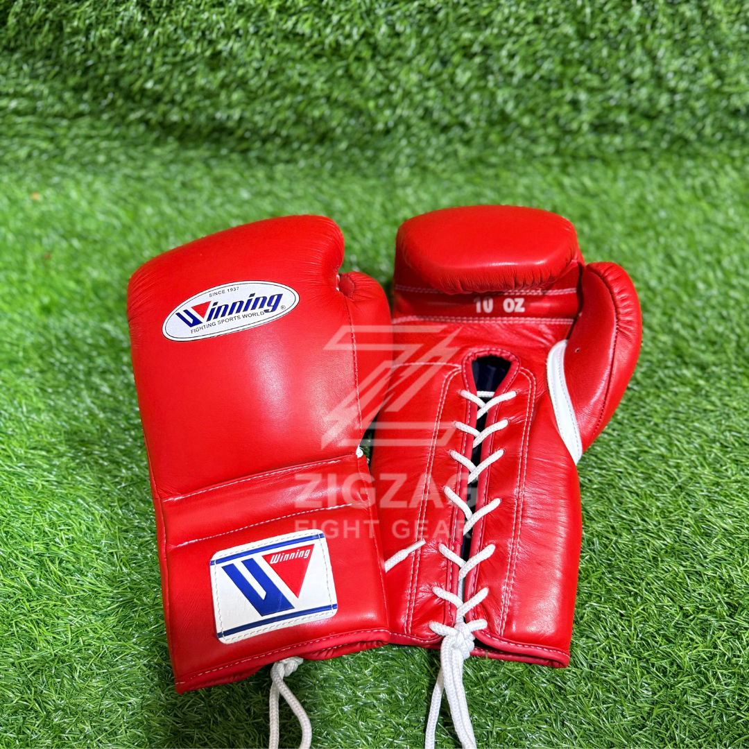 Winning Lace up Boxing Gloves Red